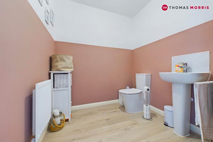 3 Bedroom Detached House For Sale In Peacock Drive, Sawtry, Huntingdon, Cambridgeshire, PE28