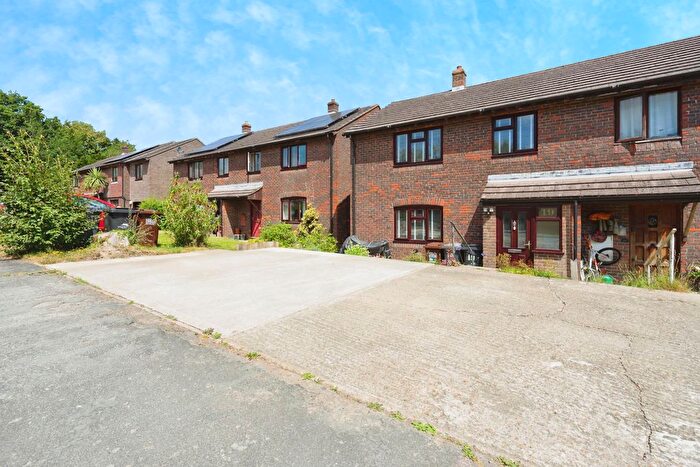 3 Bedroom Terraced House For Sale In Mountreed, Mayfield, TN20