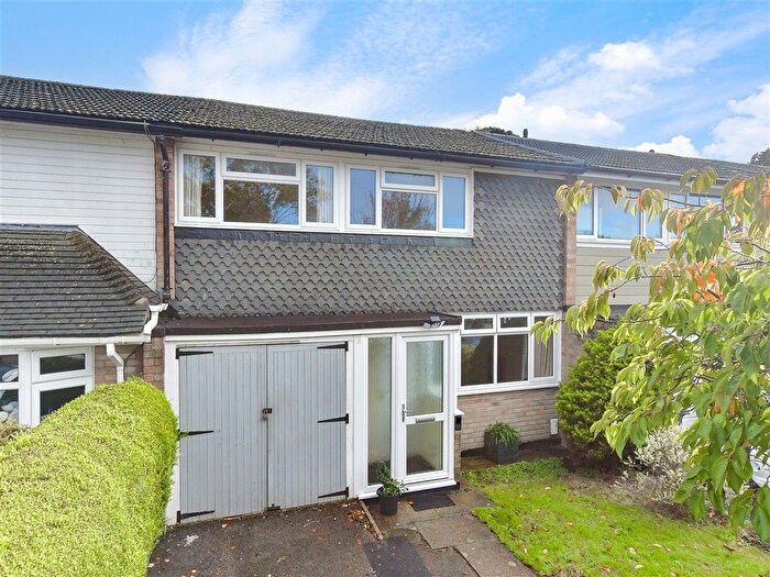 3 Bedroom Terraced House For Sale In Richmond Drive, Hayling Island, Hampshire, PO11