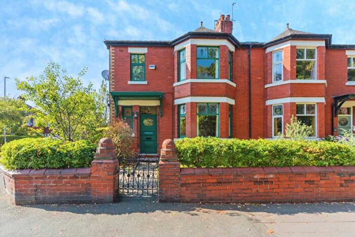 3 Bedroom End Of Terrace House For Sale In Beech Road, Chorlton, Manchester, M21