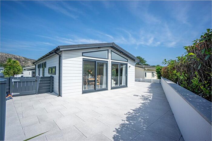 3 Bedroom Park Home For Sale In Abersoch, Pwllheli, LL53