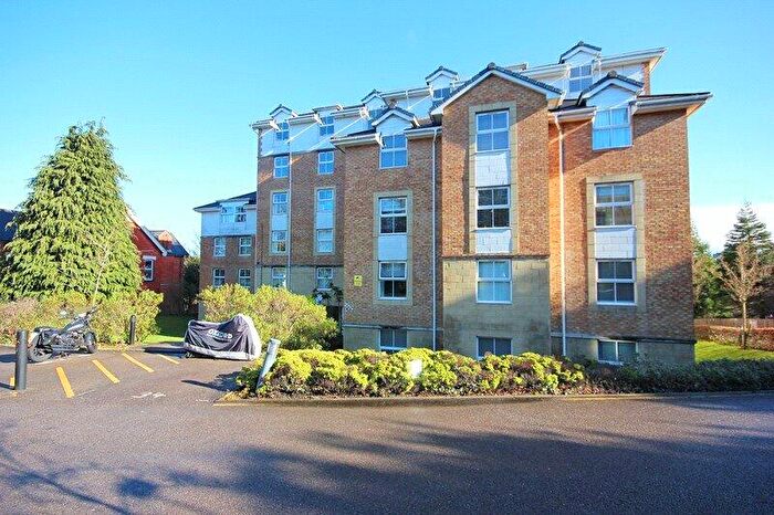 2 Bedroom Apartment For Sale In Suffolk Road, Bournemouth, Dorset, BH2