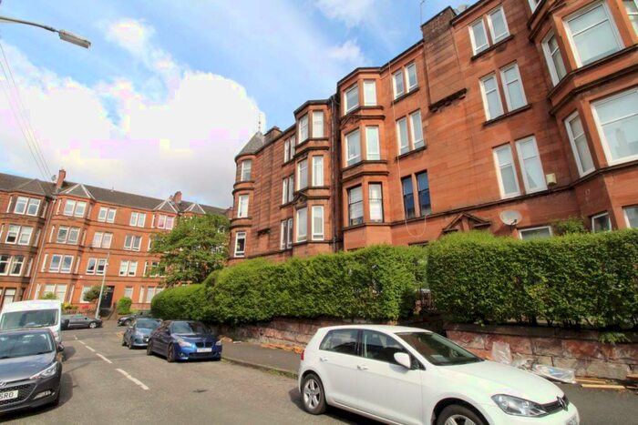 2 Bedroom Flat To Rent In Ingleby Drive, Glasgow, G31