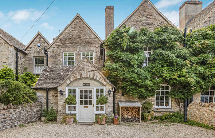 3 Bedroom Terraced House For Sale In Buckland, Faringdon, SN7