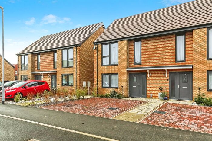 2 Bedroom Semi Detached House For Sale In Rays Close, Ramsey, Huntingdon, PE26