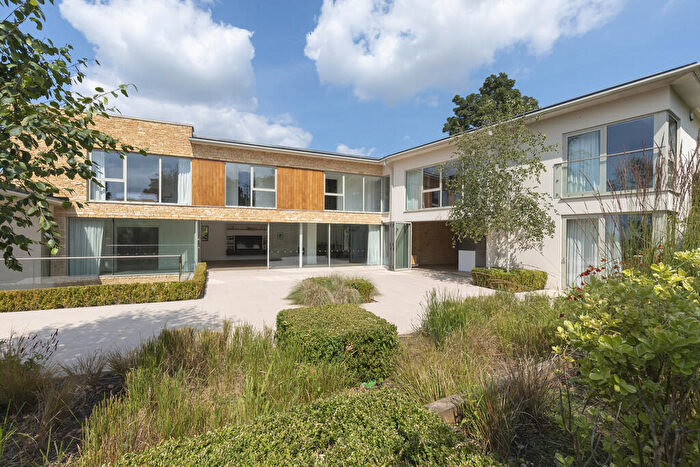 6 Bedroom Detached House To Rent In Birchley Road, Cheltenham, GL52