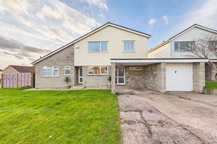 5 Bedroom Detached House For Sale In Paddock Gardens, Alveston, Bristol, South Gloucestershire, BS35