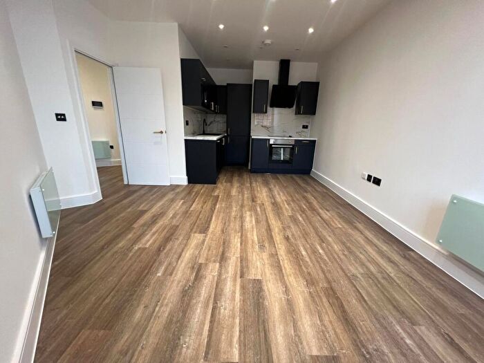 1 Bedroom Flat To Rent In Dunster Street, Northampton, NN1