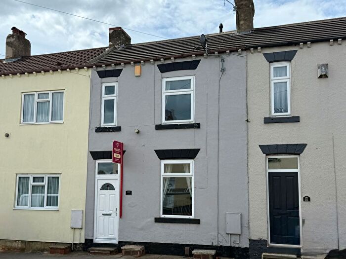3 Bedroom Terraced House To Rent In Bradford Road, Wrenthorpe, Wakefield, West Yorkshire, WF2