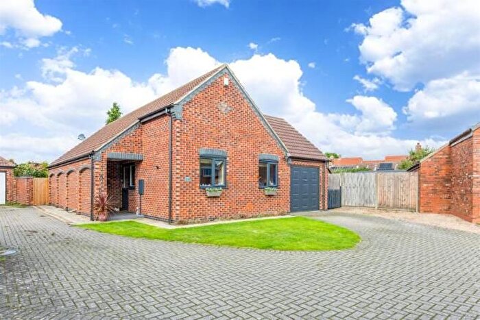 2 Bedroom Detached Bungalow For Sale In Paddock Chase, Glentham, LN8