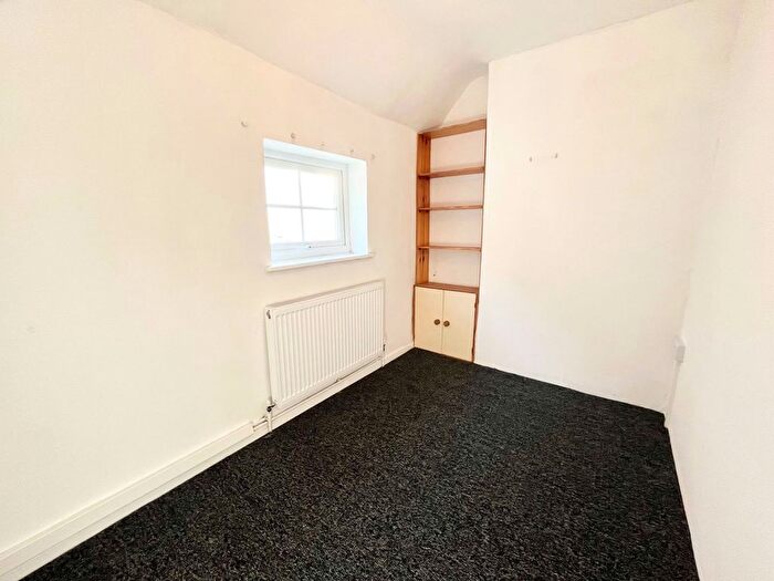 3 Bedroom Terraced House For Sale In High Street, Quarry Bank, Brierley Hill., DY5