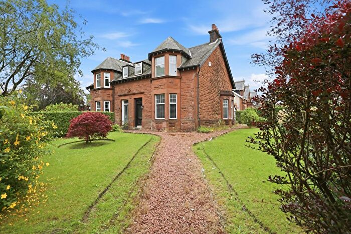 3 Bedroom Semi-Detached House For Sale In Main Road, Elderslie, Renfrewshire, PA5