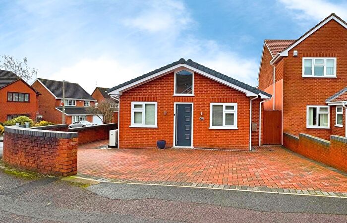 2 Bedroom Detached Bungalow For Sale In Meadow Road, Worcester, WR3