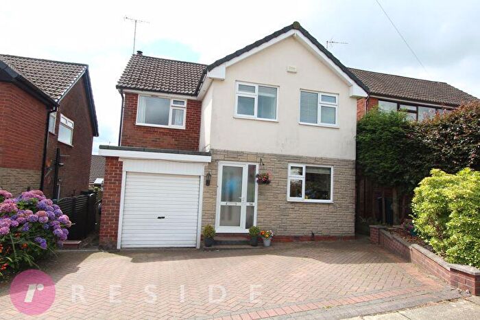 4 Bedroom Detached House For Sale In Links View, Bamford, Rochdale, OL11