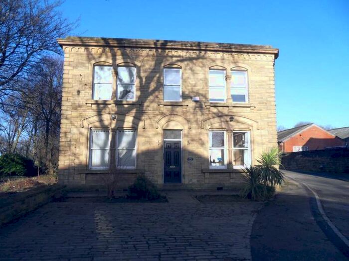 3 Bedroom Apartment To Rent In Oak House, Earlsheaton, Dewsbury, West Yorkshire, WF12