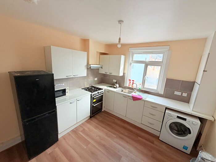 3 Bedroom Flat To Rent In Northolt Road, South Harrow, HA2