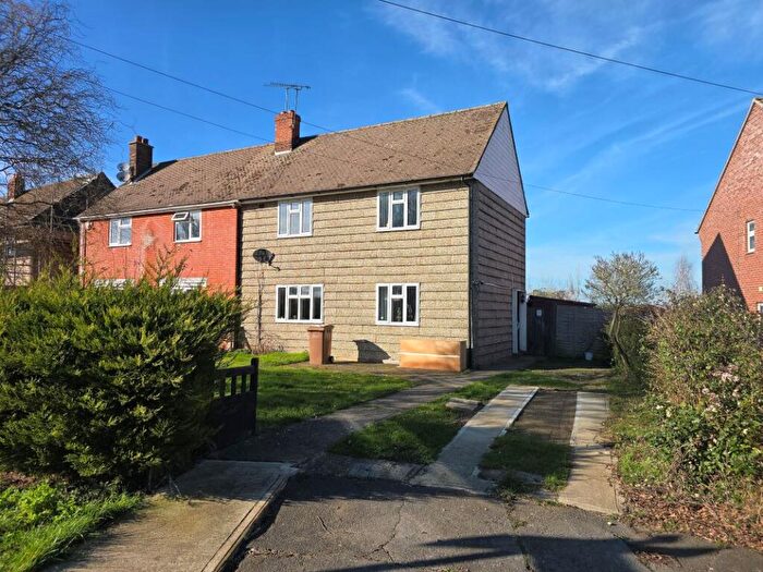 3 Bedroom Semi-Detached House For Sale In Crowsfield Cottages, Church Road, West Hanningfield, Chelmsford, Essex, CM2