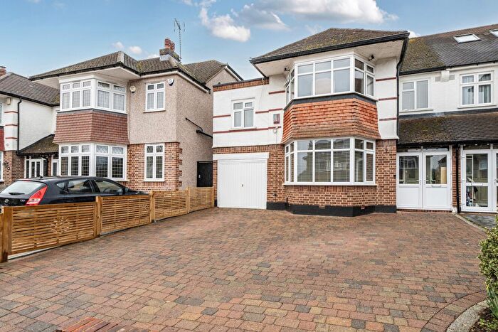 4 Bedroom Semi Detached House For Sale In Westland Drive, Hayes, Kent, BR2