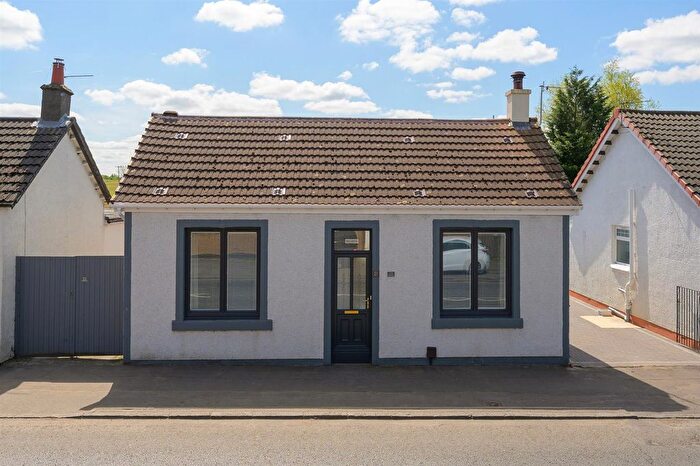 2 Bedroom Detached Bungalow For Sale In West Main Street, Blackburn, EH47