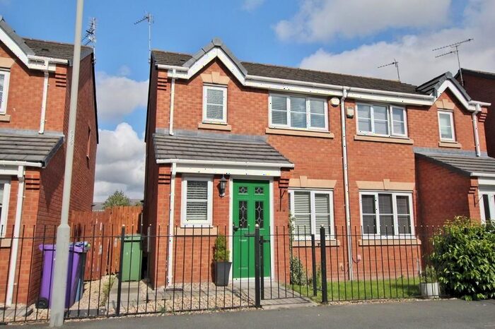 3 Bedroom Semi-Detached House To Rent In Woolmoore Road, Hunts Cross, Liverpool, Merseyside, L24
