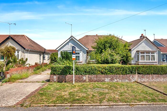 3 Bedroom Semi-Detached House For Sale In Gorse Avenue, Felpham, Bognor Regis, PO22
