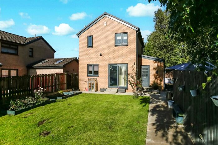 3 Bedroom Detached House For Sale In Farmington Gardens, Sandyhills, Glasgow, G32