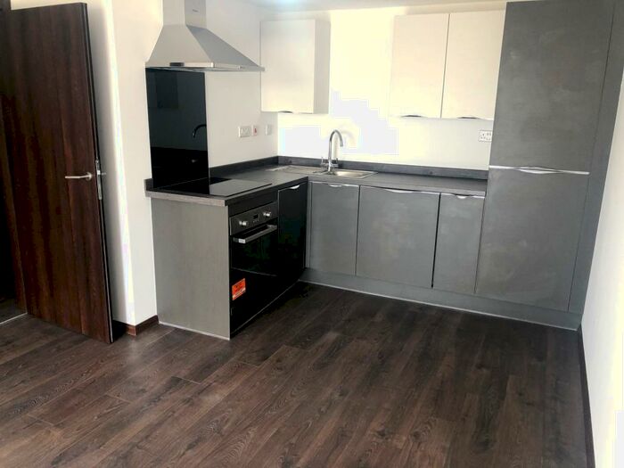 2 Bedroom Flat To Rent In Solihull Heights, Coventry Road, B26