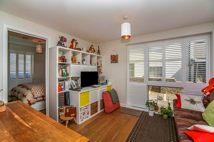 1 Bedroom Flat To Rent In Elwick Road, Ashford, TN23