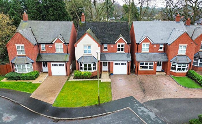 4 Bedroom Detached House For Sale In Newchurch Close, South Knighton, Leicester, LE2