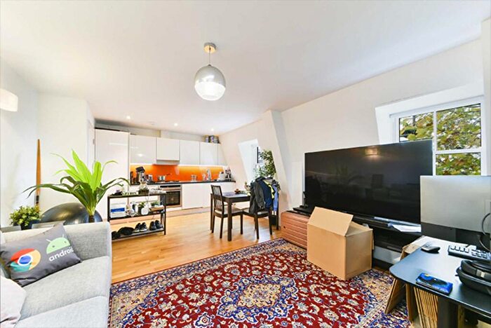 1 Bedroom Apartment To Rent In York Way, London, N7