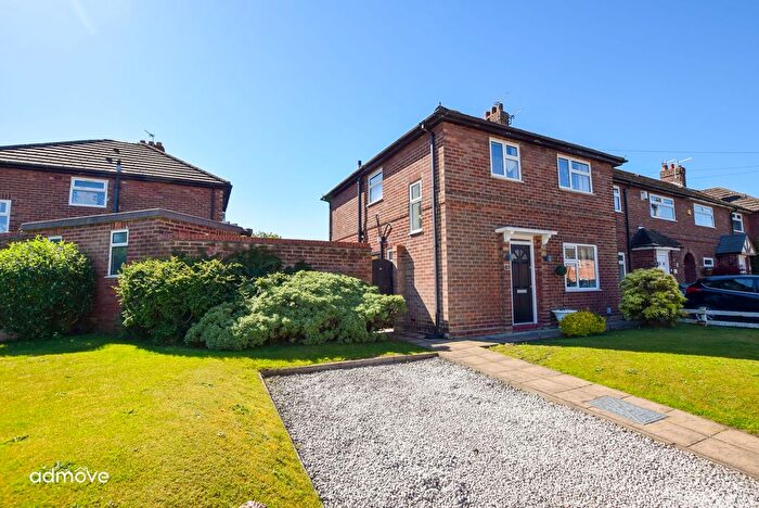 3 Bedroom Terraced House For Sale In Hopefield Road, Lymm, WA13
