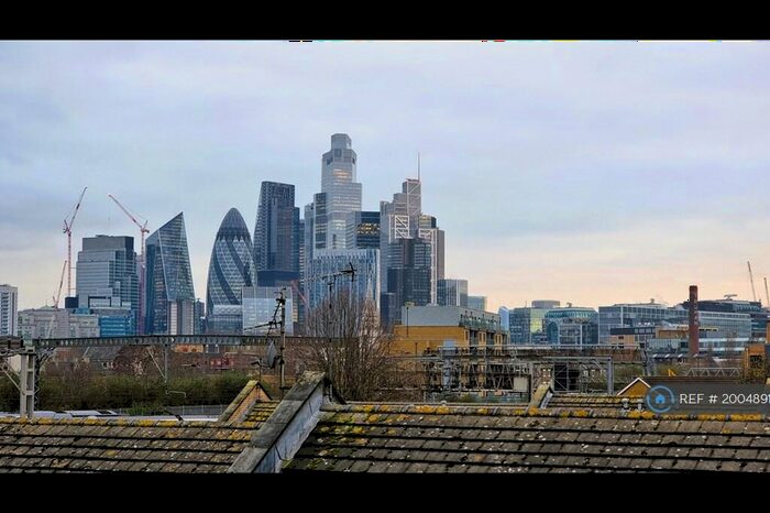 2 Bedroom Flat To Rent In Barwell House, London, E2