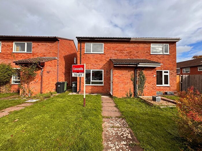 3 Bedroom Property To Rent In Bartlett Close, Taunton, TA1