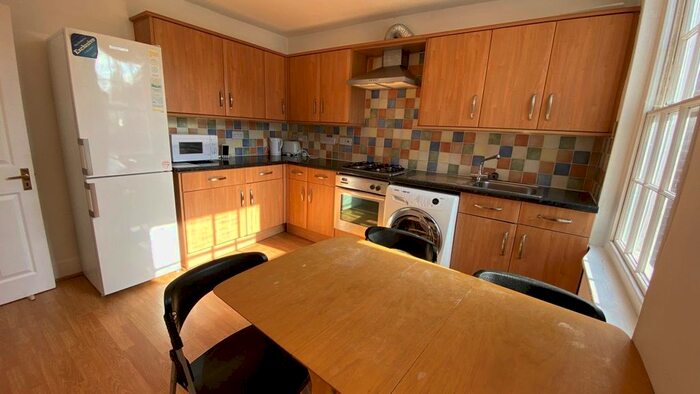 3 Bedroom Property To Rent In Orchard Street, Canterbury, CT2