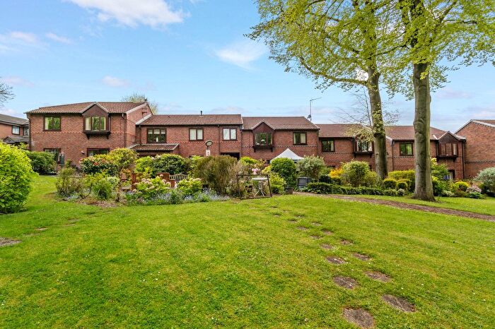 2 Bedroom Flat For Sale In Foxdale Court, Appleton, WA4