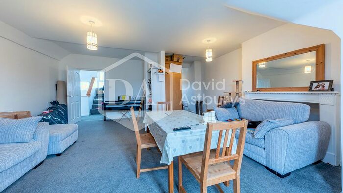 2 Bedroom Flat To Rent In Nelson Road, Crouch End, London, N8