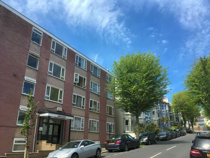 Studio To Rent In Sweda Court, Chesham Street, Brighton, BN2