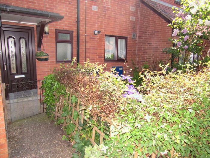 1 Bedroom Flat To Rent In Edgehill, Lincoln, LN5