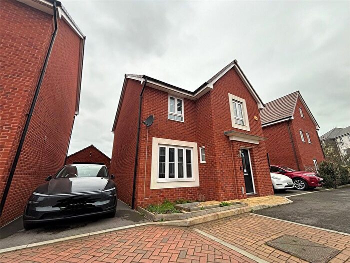 4 Bedroom Detached House To Rent In Ten Acre Rise, Patchway, Bristol, BS34