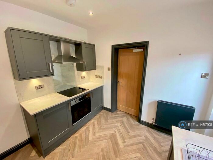 1 Bedroom Flat To Rent In Newcastle Avenue, Worksop, S80