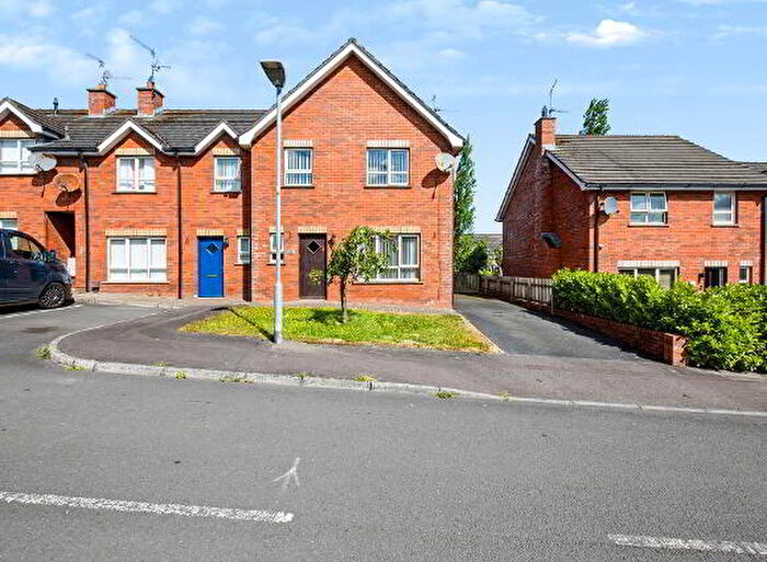 3 Bedroom End Of Terrace House For Sale In Hillcrest, Craigavon, BT66