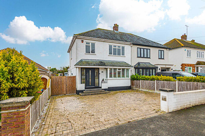 3 Bedroom Semi-Detached House For Sale In Belfairs Park Drive, Leigh-on-sea, SS9