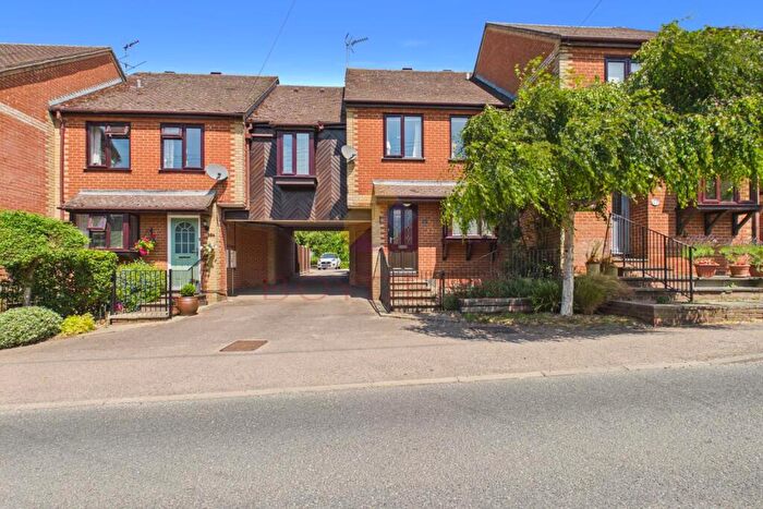 3 Bedroom Link Detached House For Sale In Cavendish Way Clare, CO10