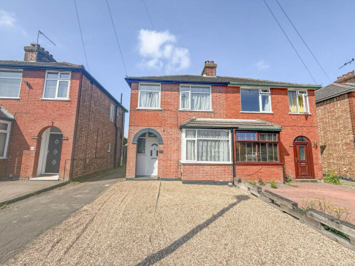3 Bedroom Semi-Detached House For Sale In Bernard Crescent, Ipswich, Suffolk, IP3