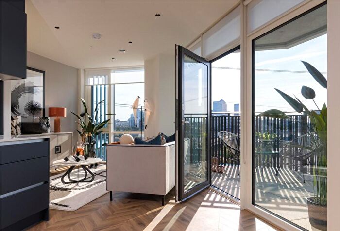 2 Bedroom Apartment For Sale In Cerulean Quarter, Manor Road, Canning Town, E16