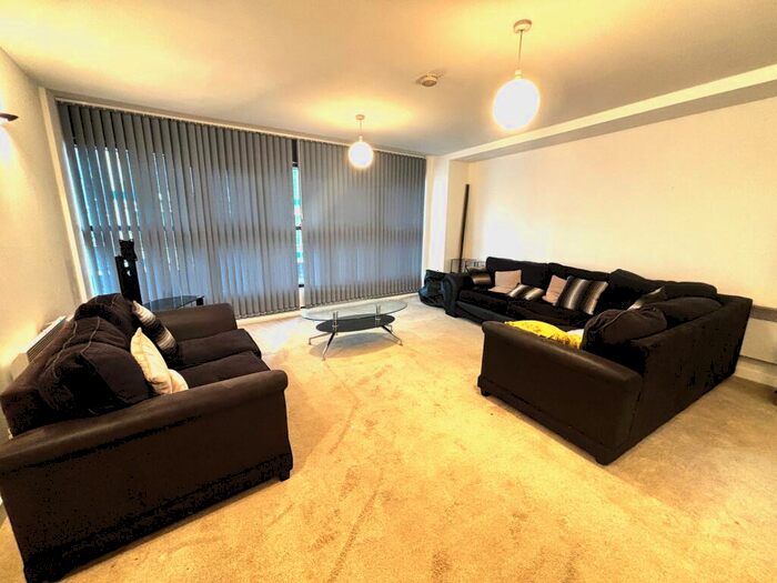 2 Bedroom Flat To Rent In The Bay Building, Mirabel Street, Manchester, M3