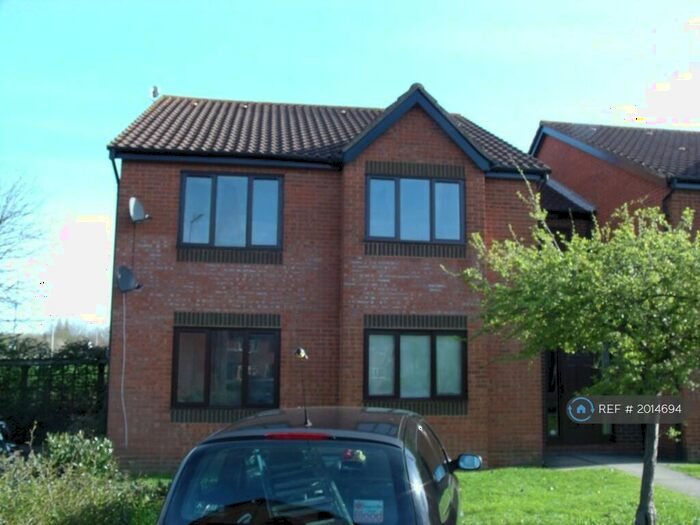 1 Bedroom Flat To Rent In Gabriel Close, Browns Wood, Milton Keynes, MK7