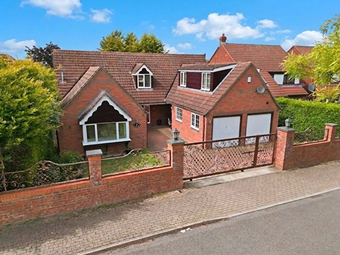 4 Bedroom Detached House For Sale In Belvoir Avenue, Emerson Valley, MK4