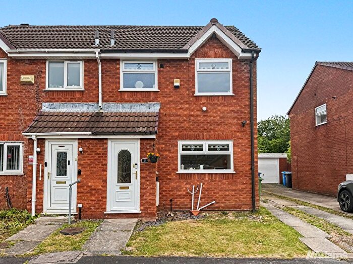 3 Bedroom Semi-Detached House For Sale In Coulton Road, Widnes, WA8