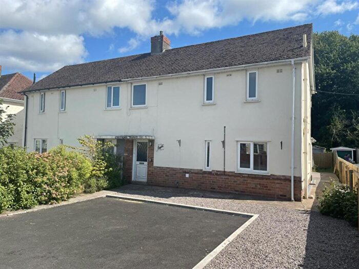 4 Bedroom Semi-Detached House For Sale In Ffynnon Dewi, Brecon, LD3